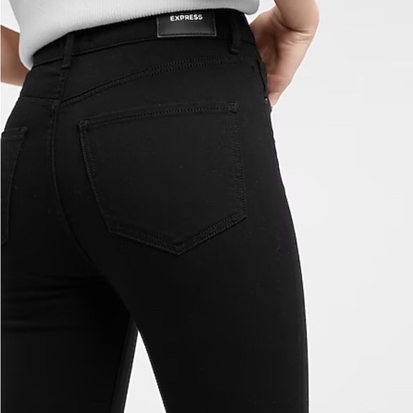 Express Ladies High Waisted Black Ripped Raw Hem Supersoft Skinny Jeans NWT 0R - Picture 3 of 7